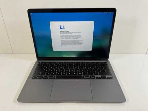 Apple MacBook Air 13", Apple M1, 16GB RAM, 251GB NVMe Laptop