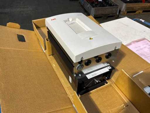 ABB ACS 600 Frequency Converter