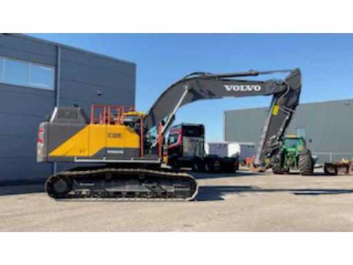 a2745123-2e42-42b9-8a02-a455c9328b7b.mp4