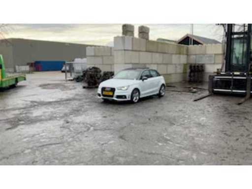 171baebd-b4f4-4688-ada3-92607d9bf1be.mp4