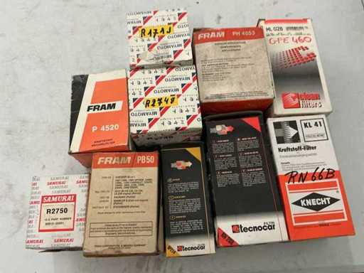 Partij Diverse waaronder,oliefilters,aircofilters enz.