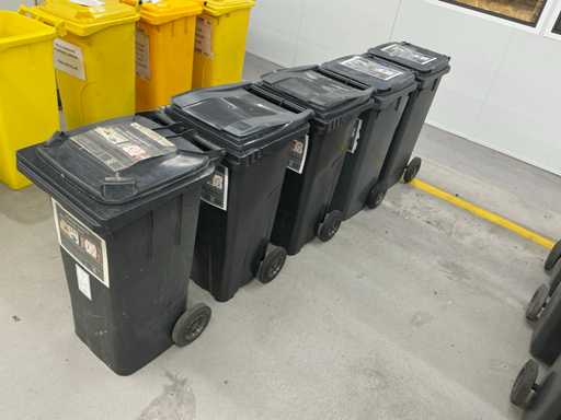 Viele Mülltonnen