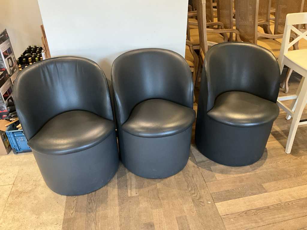 3x leather seat