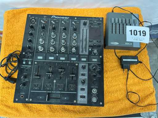 Mixeur Pioneer DJM-700 4 canaux