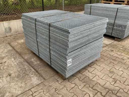 Steel slatted floor 1400x880mm (25x)