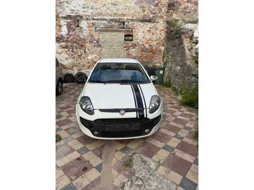 Fiat - 2010 - Punto - Voiture