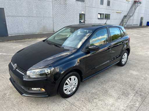 VOLKSWAGEN - 2017 - POLO - Car