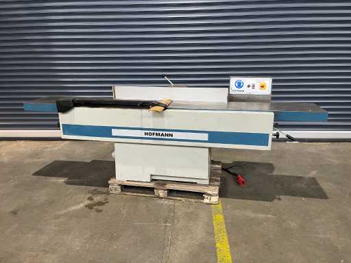 Hofmann - 1998 - AHW 411 - Vlakbank