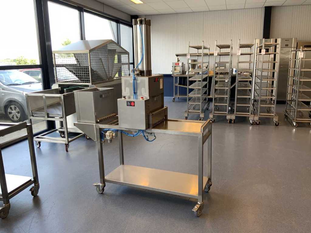 Bakery machines and inventory due to relocation of BenO Bakkerijtechniek