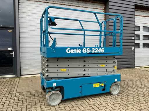 Platforma aeriană Genie GS-3246 2006