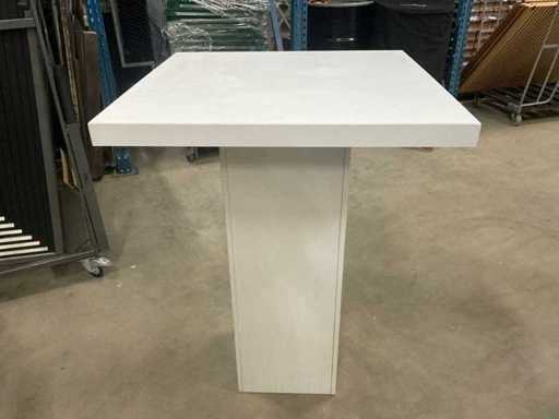 Masă în picioare (6x)