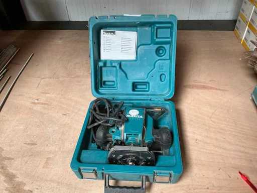 Makita RP0900 Router