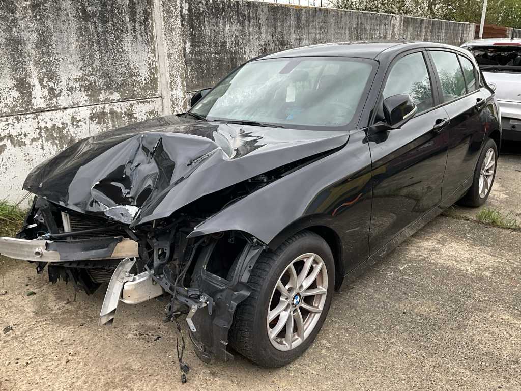 2009 BMW Serie 1 Passenger car with damage