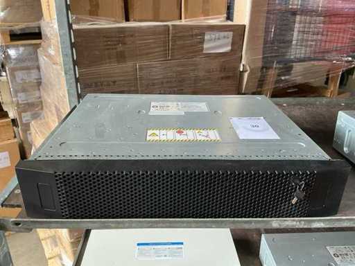 Server Dell EMS,SAE met 13 harde SAS schijven 2,5”