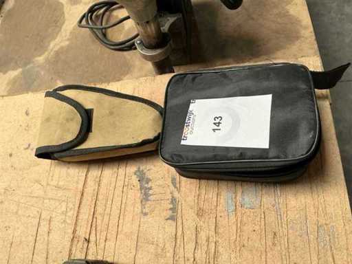 Outils de mesure (2x)