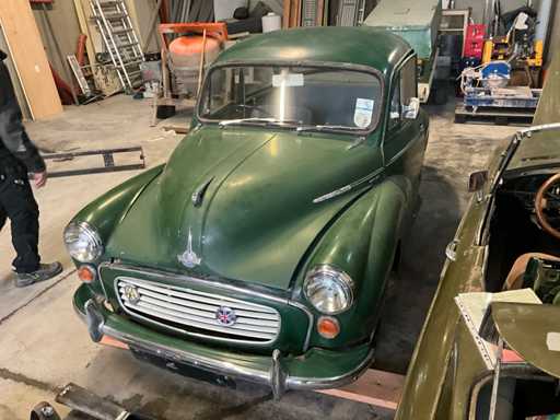 Klasyczny samochód Morris Minor 1100 z 1969 roku