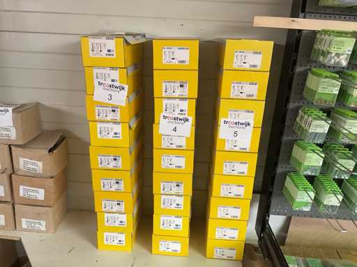 9 Schachteln mit Verschlussschrauben