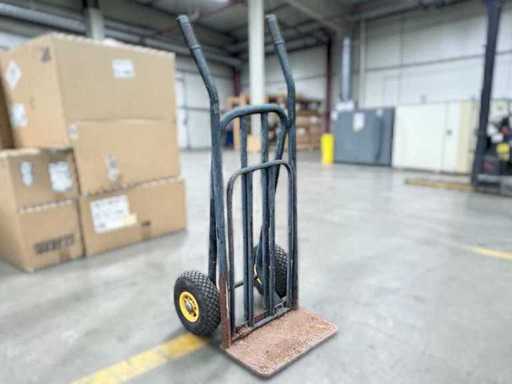 Cărucior de mână cu platformă pliabilă - construcție din oțel