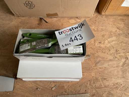 Wood protection brush (60x)