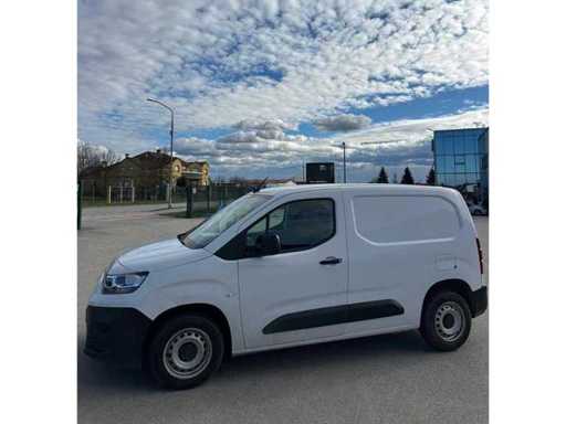 FIAT - DOBLO 1,5 BLUEHDI - 2023 - Van