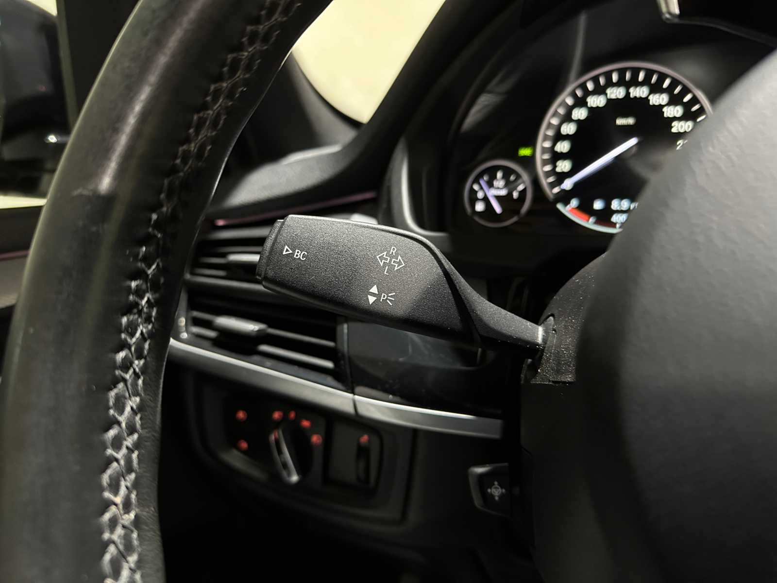 BMW X5 xDrive30d High Executive M-Sport 258hp 2014, 8-THZ-86