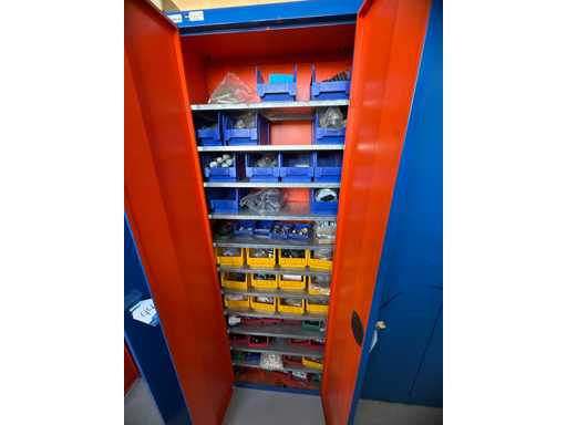 DICK workshop cabinet with contents
