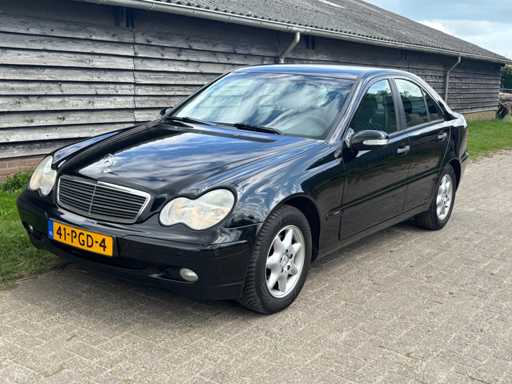 Mercedes-Benz - Classe C - 200 CDI Classic - Auto - 2004