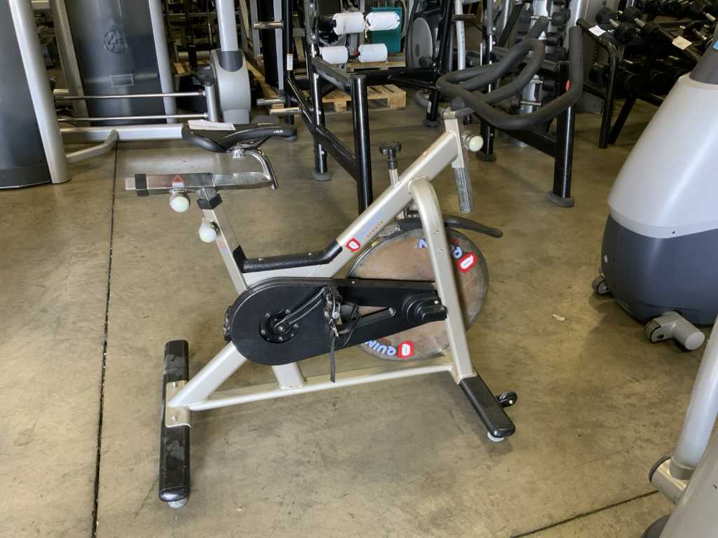 Quinn Sports indoorcycle Spinningbike