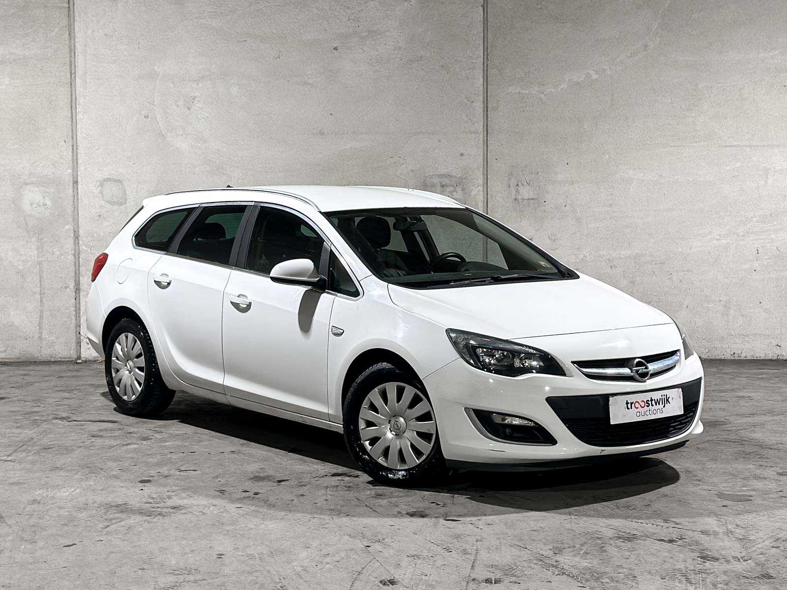 Opel Astra Sports Tourer 1.4 Design Edition 101pk 2013 (Origineel-NL), 5-SJJ-38