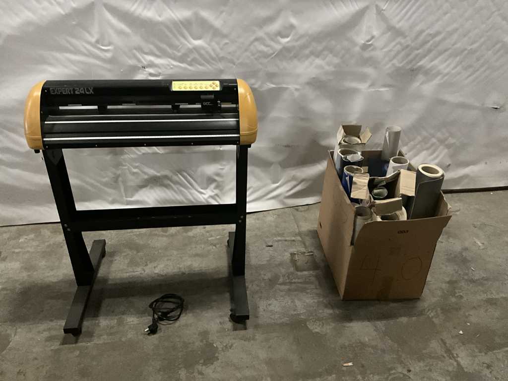 Expert 24LX Plotter 70cm with accessories