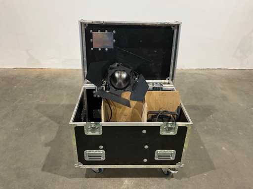 Selecon Rama 175-7" Fresnel Par Spotlight