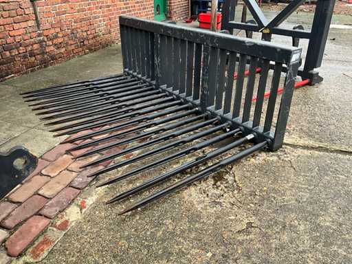 Fourche de tuiles HB TGR-180 2024