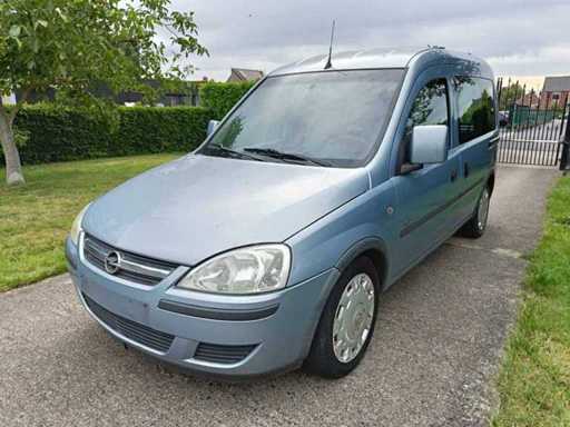 Opel - Combo Tour - Van