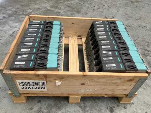Siemens - 6SL3040-0MA00-0AA1 - Électronique - 19x - Unité de contrôle Sinamics CU320