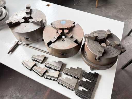   3 jaw lathe chuck