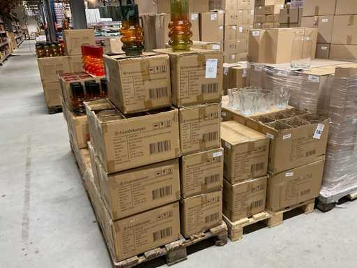 Horse copper Batch of glass vases