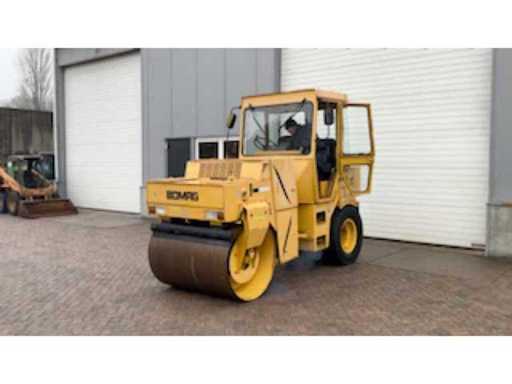 5aafc8bc-a400-4d74-8e16-e81ee61716e7.mp4