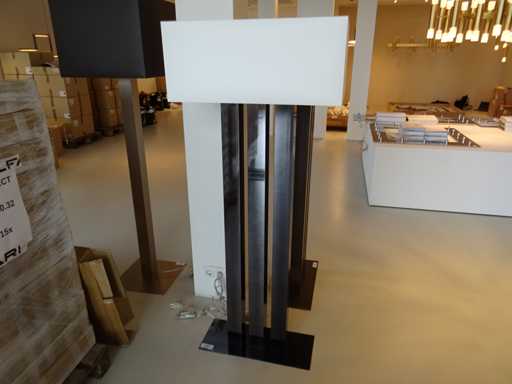 Ilfari - Waltz of Vienna F3 - Vloerlamp