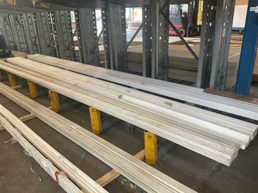 Vetro singolo in legno per finestre 40x67x5900 mm (11x)