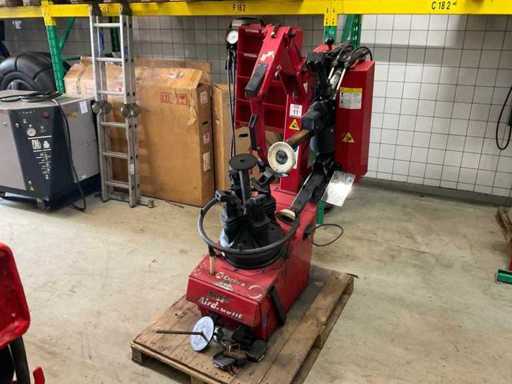 2003 Butler 1051 Reifendemontagegerät