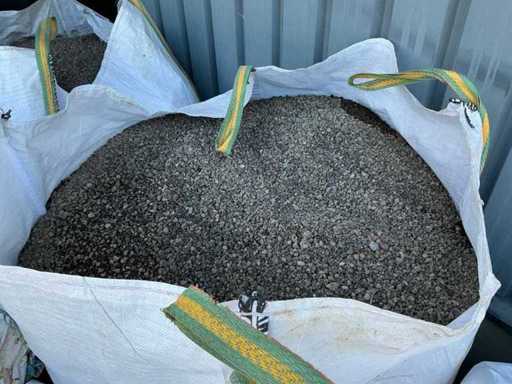 Batch of lava grains