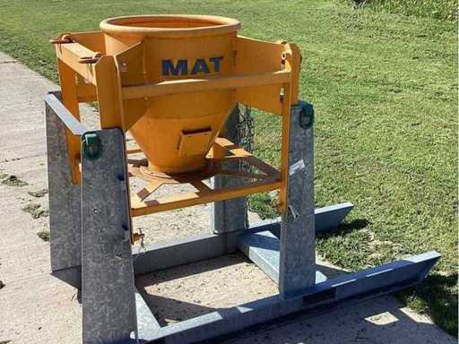 D | Construction site accessories and tools