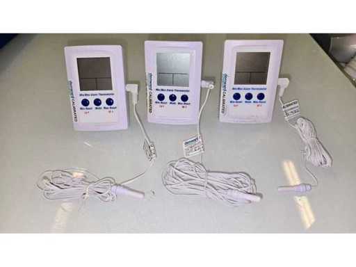 Thermometers (3x)