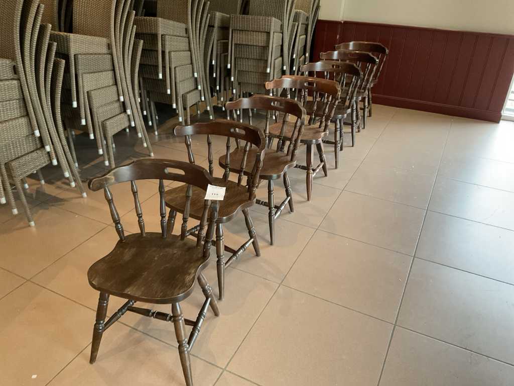 Chairs (7x)