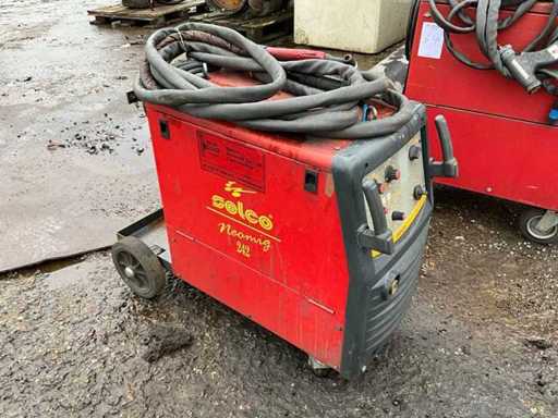 Selco Neomig 242 MIG welding machine
