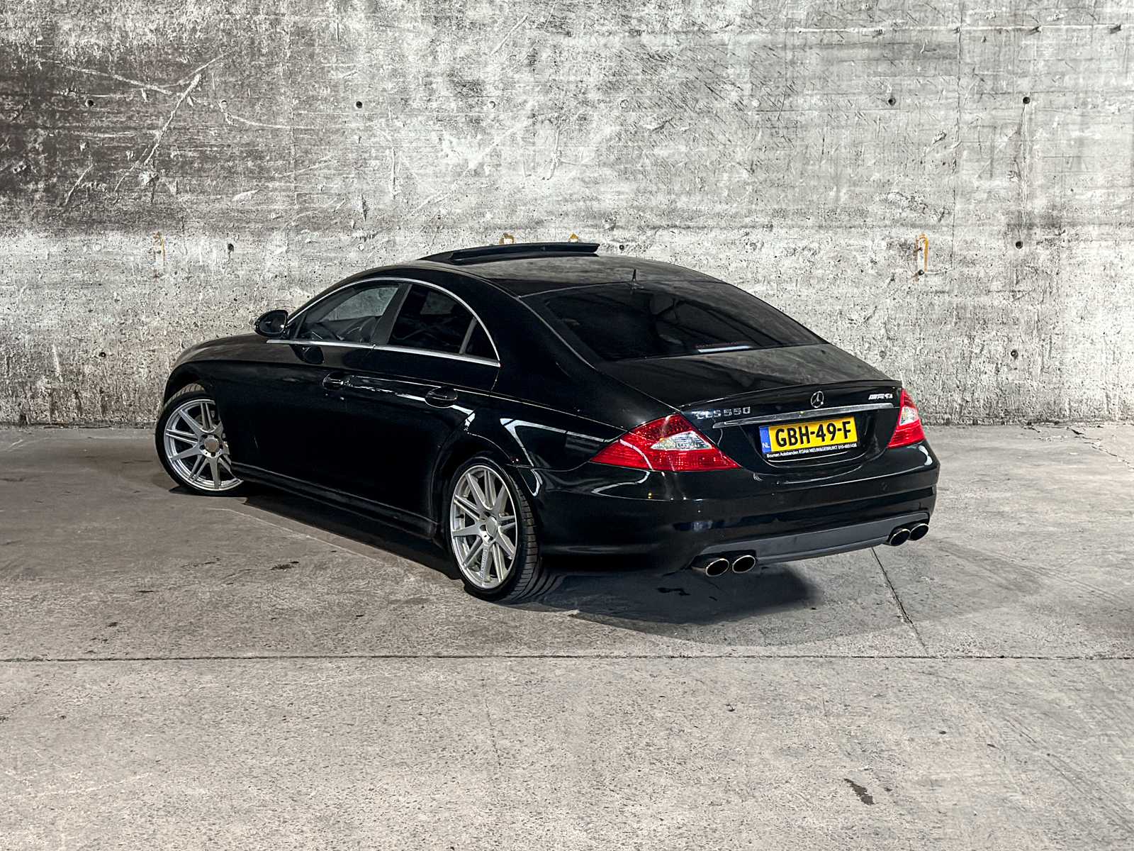 Mercedes-Benz CLS500 AMG 5.0 V8 306pk 2005 CLS-klasse Youngtimer, GBH-49-F