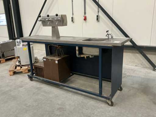 Instalare mobilă de dozare