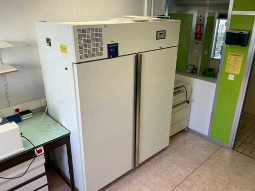 Liebherr 2 6084 3 Laboratoriumkoelkast