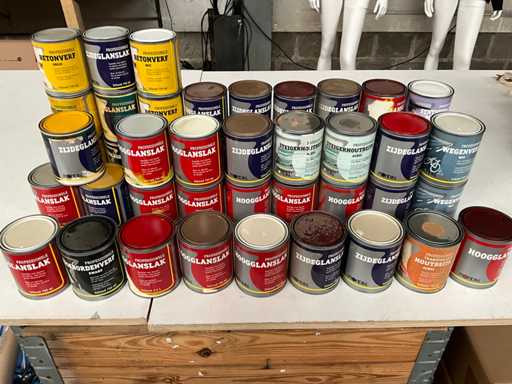 Mondial Verschiedene Farben und Lacke (47x)