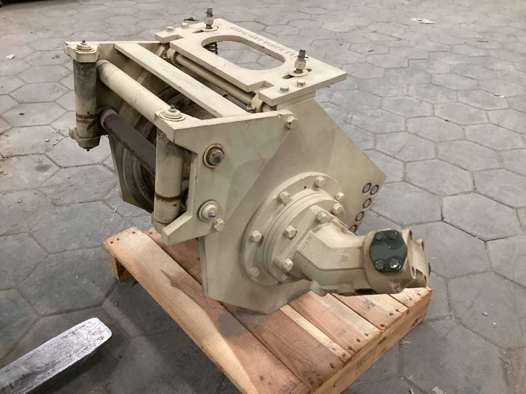 Paccar Cable Winch